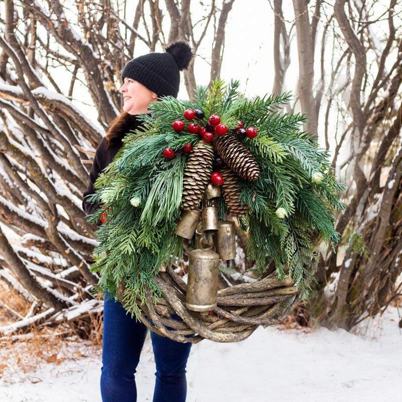 Rustic Christmas wreath with pinecones